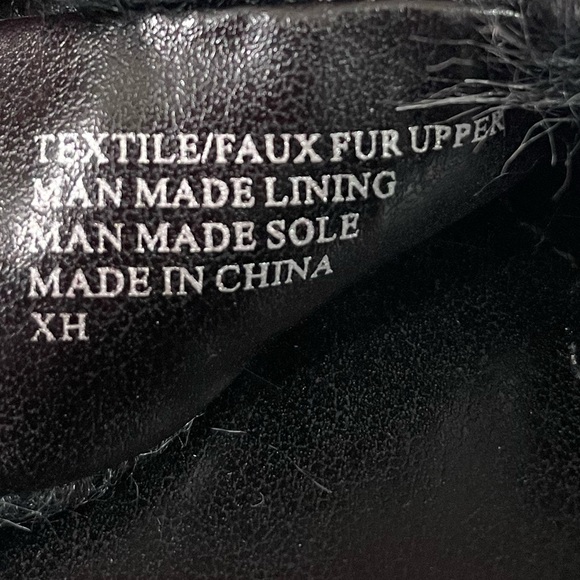 NWOB Charles by Charles David “Kandy” Faux Fur Block Heel Strap Sandal Size 7.5 - Picture 10 of 10